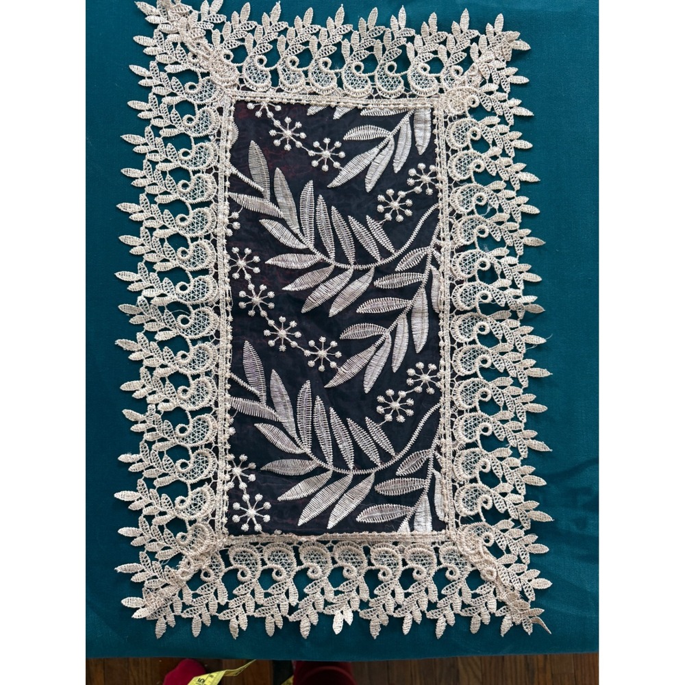 Set of 5 Embroidered‎ Lace Textiles Maroon Cream New Without Tags Placemat Doily